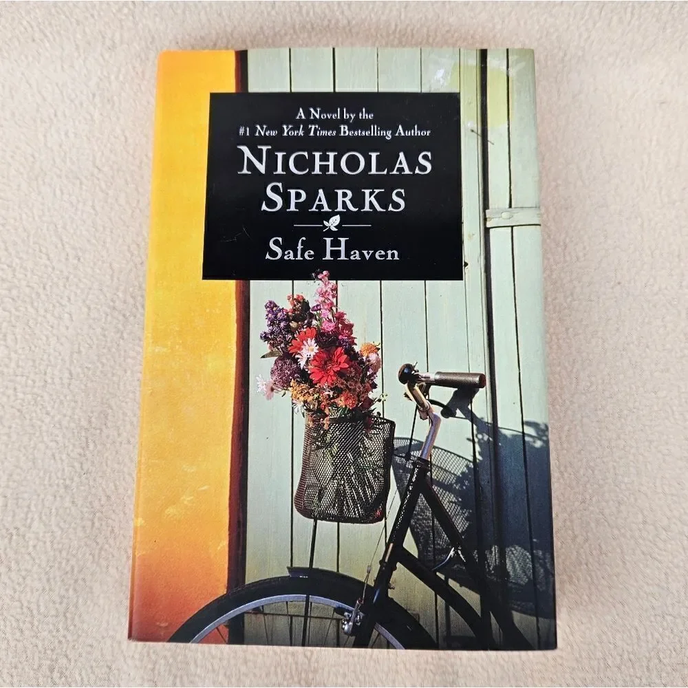 Nicholas Sparks Safe Haven Hardback Book